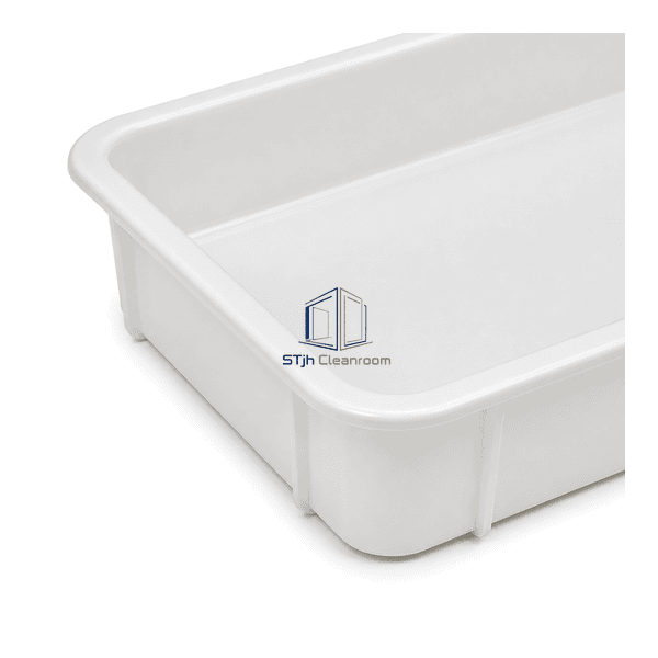 Close view of the polypropylene tray's reinforced rolled rim and radiused corner