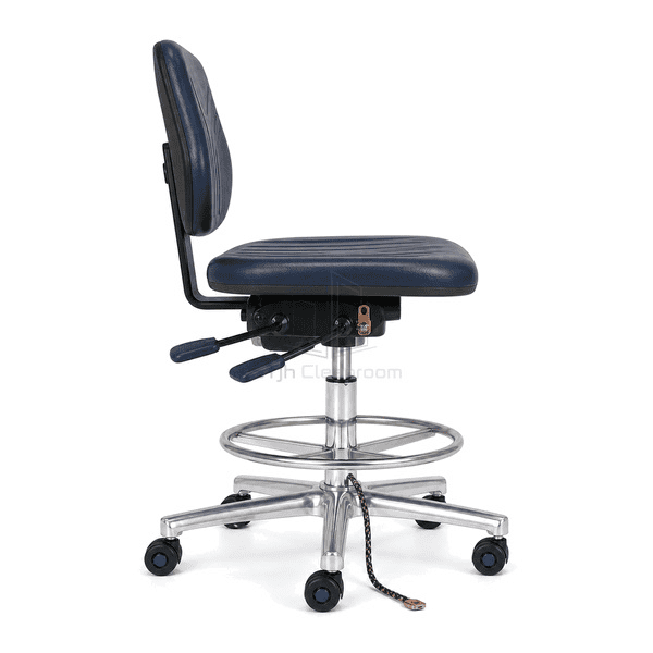Side view showing conductive seat backrest and grounding chain