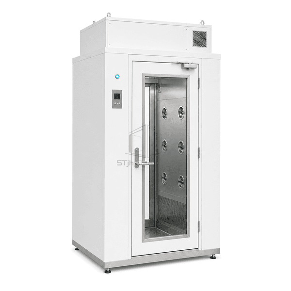Single-person cleanroom air shower